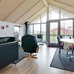 4 Star Holiday Home In Tarm 度假居