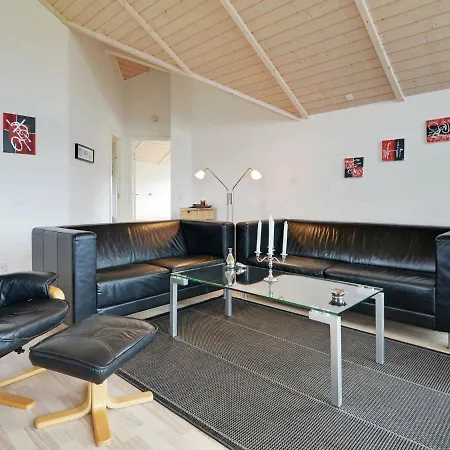Holiday home 6 Person In Tarm *